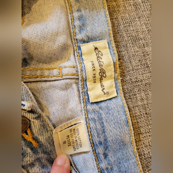 Eddie Bauer mom jeans - Picture 2 of 3